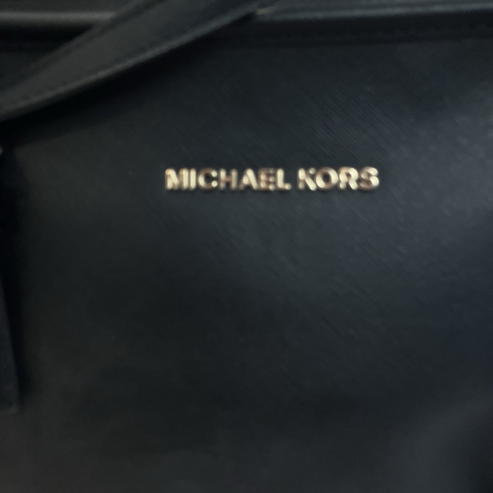 New! Michael Kors Jet Set Travel Large Tote With Laptop Holder - Picture 10 of 14